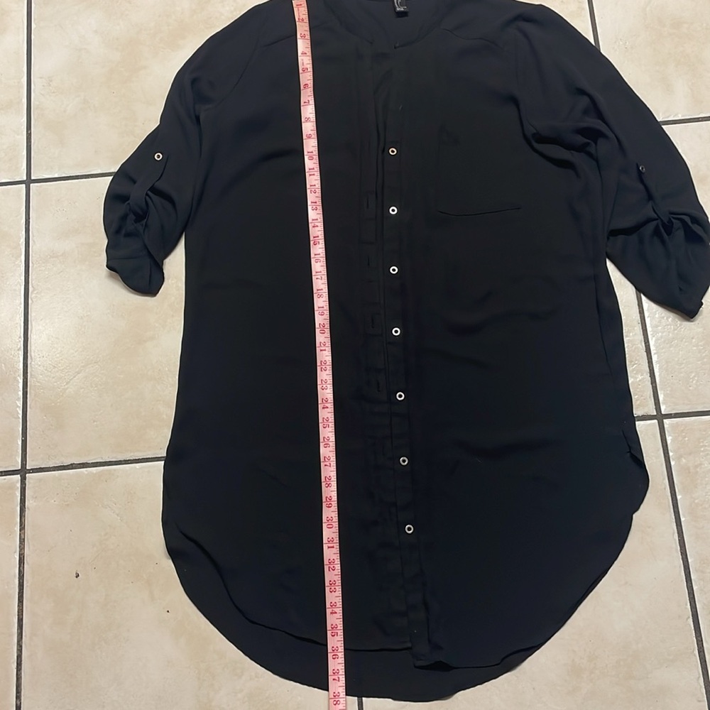Blouse - Picture 2 of 5
